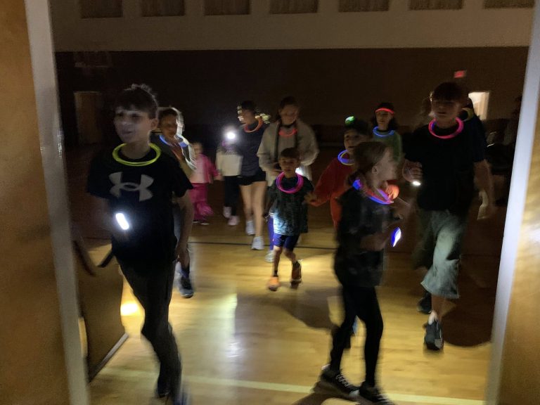 611185592_10233007985405418_665285784005274902_n (1)